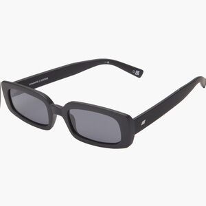 Le Specs Dynamite 52mm Rectangular Sunglasses Matte Black